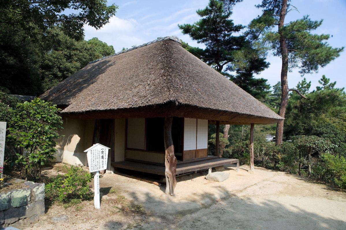 わらぶき屋根の一夜庵