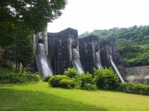 豊稔池堰堤