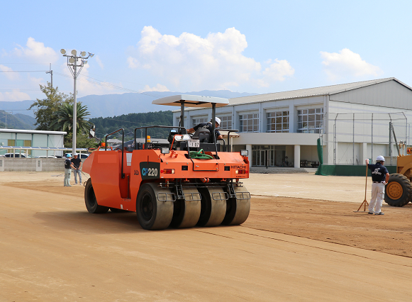 粟井小学校