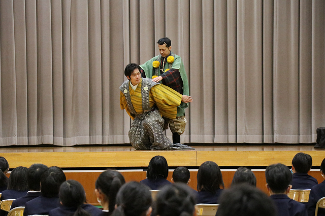 高室小学校