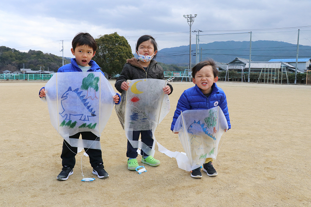 親子たこ作り教室