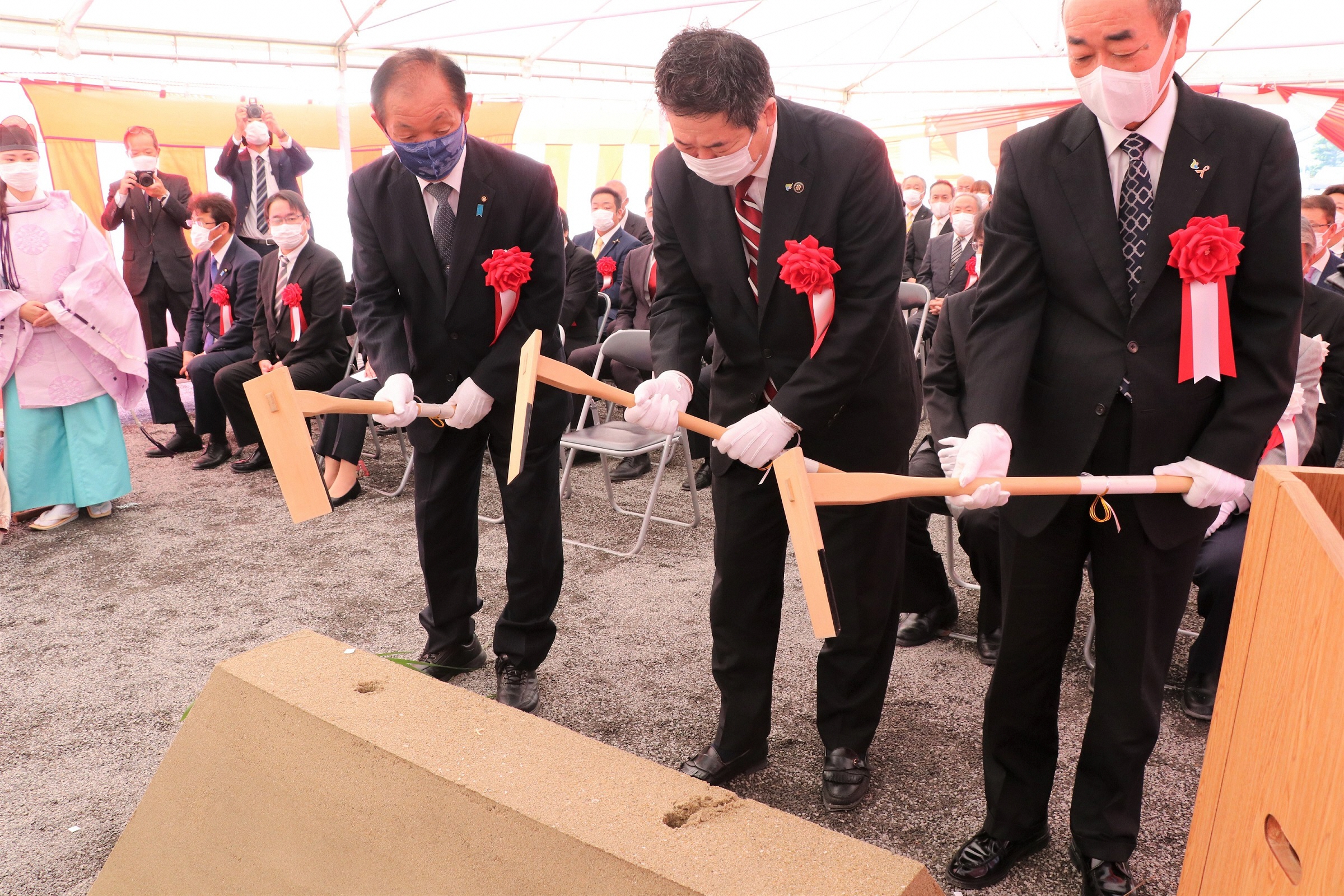 豊浜地区認定こども園起工式