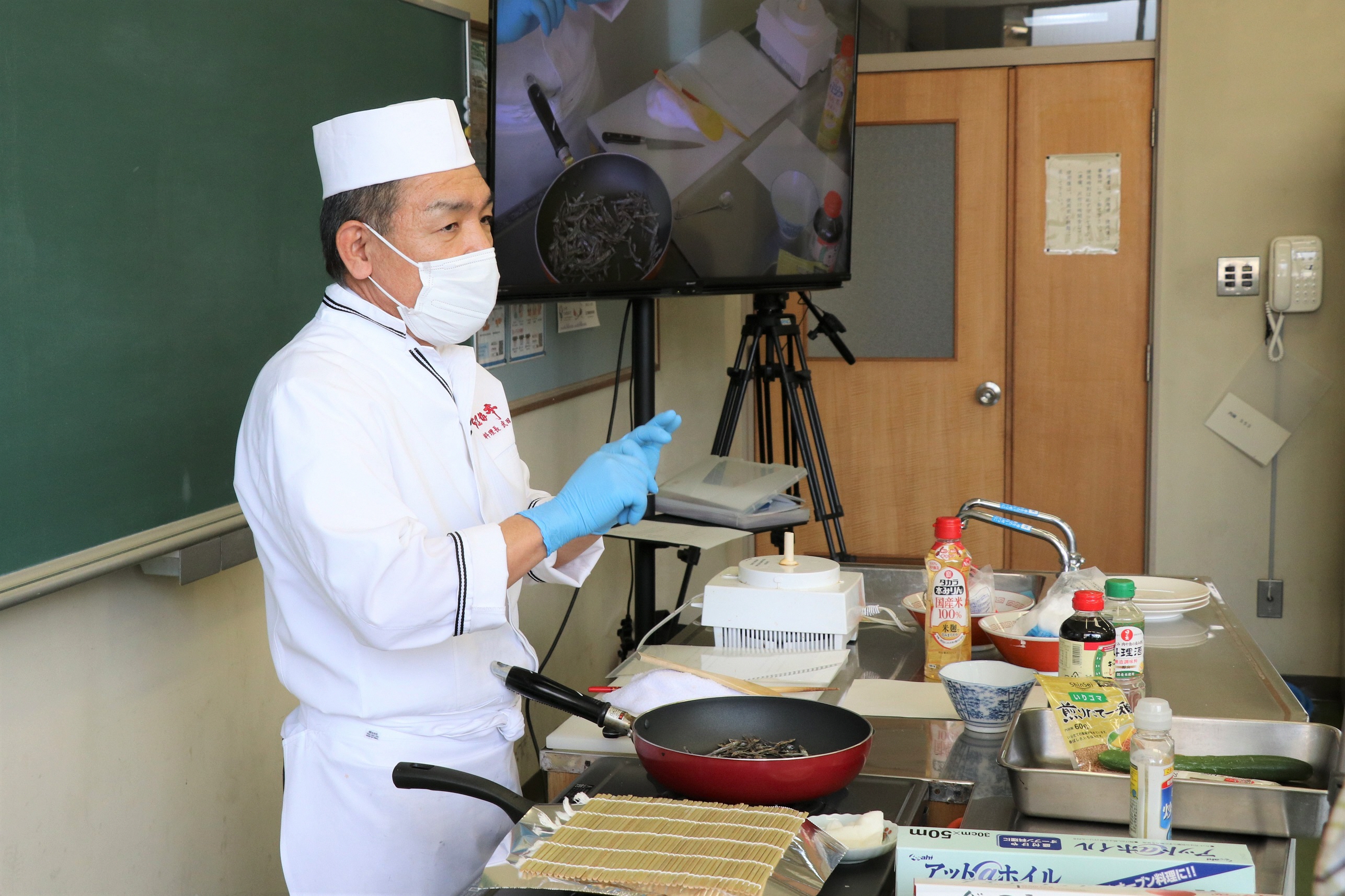 パパ教室 おせち料理づくりの様子