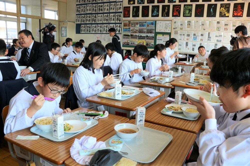 地産地消給食の日