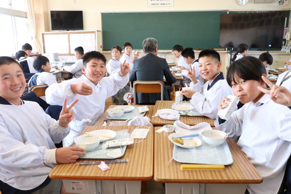 地産地消給食の日