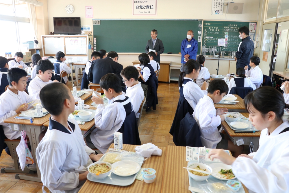 地産地消給食の日