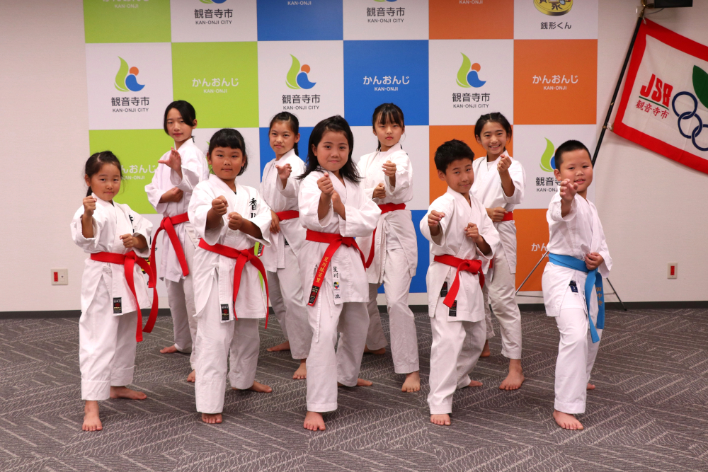 全日本少年少女空手道選手権大会へ出場する選手