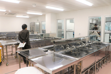 新学校給食センター内覧会の様子