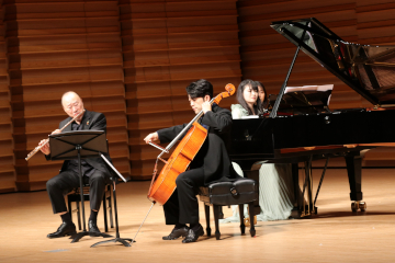 観音寺音楽フェスティバル演奏風景