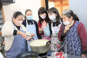 お国自慢料理大会の様子