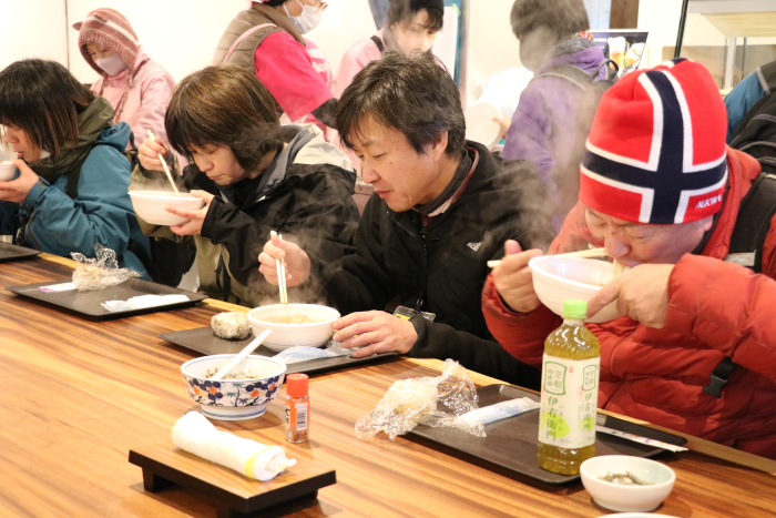 あつあつのうどん