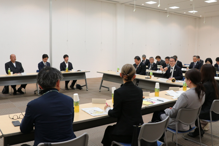 知事との意見交換会のようす