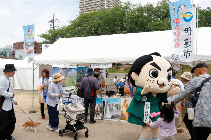 草津宿場まつりの様子