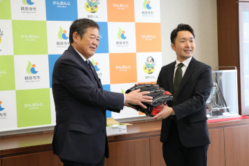 野球用具寄贈式