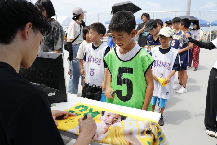ファイブアローズの選手と交流