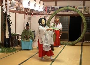 奉納舞