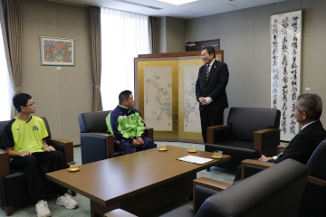 市長より激励のことば