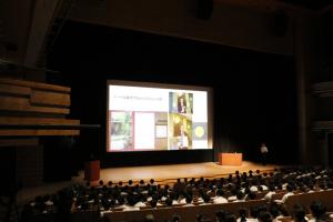 京都大学の北川進特別教授が講演